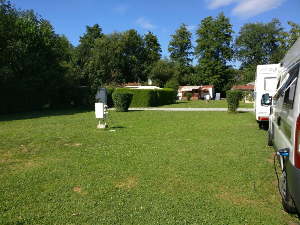 Donautal-Camping — Sítio para autocaravanas in Winzer