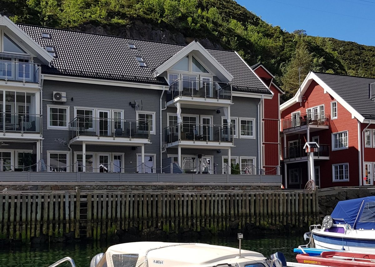Kalvåg Camping Frøyen — Camping in Kalvåg