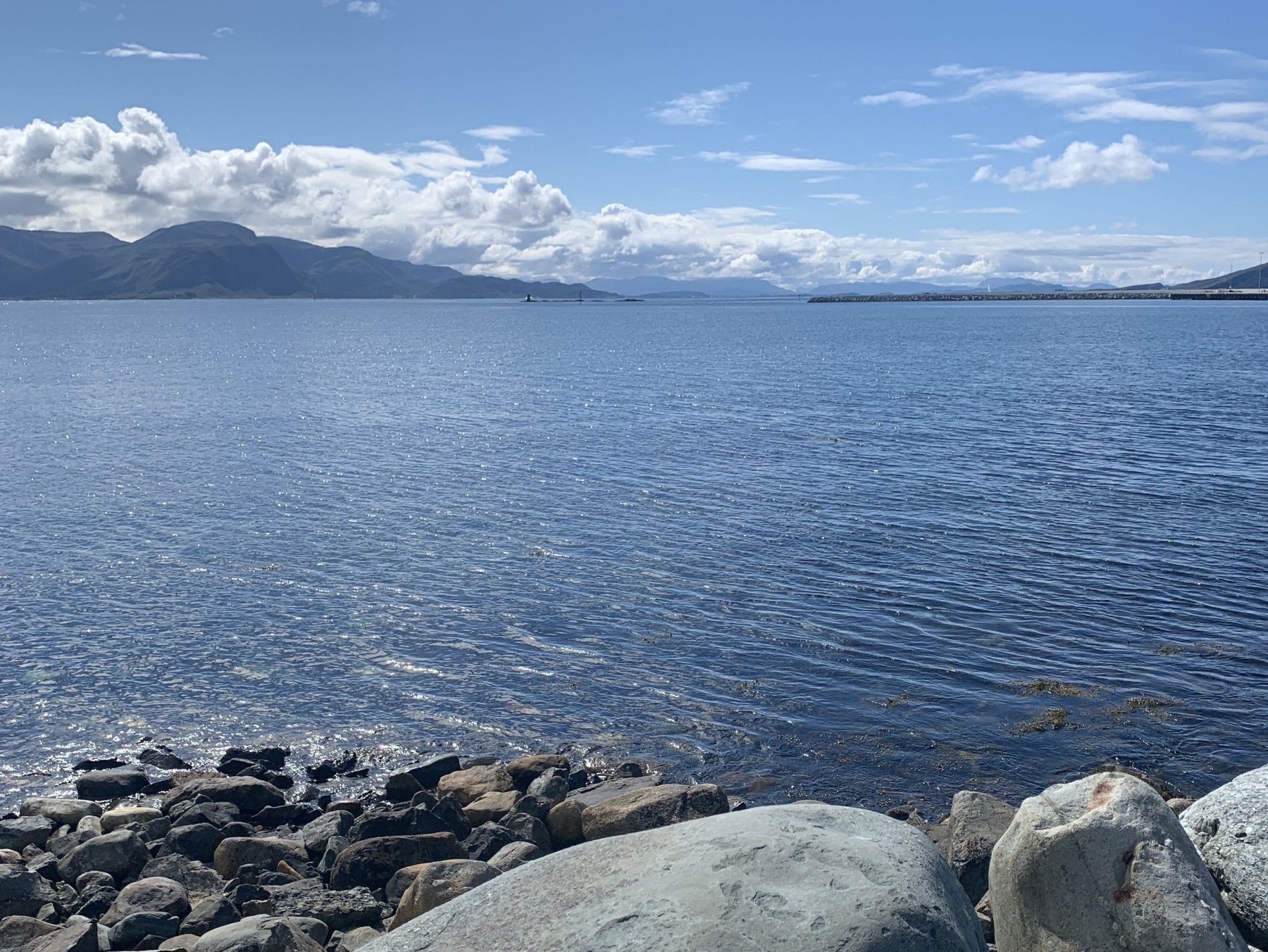 Kalvåg Camping Frøyen — Campingplass in Kalvåg