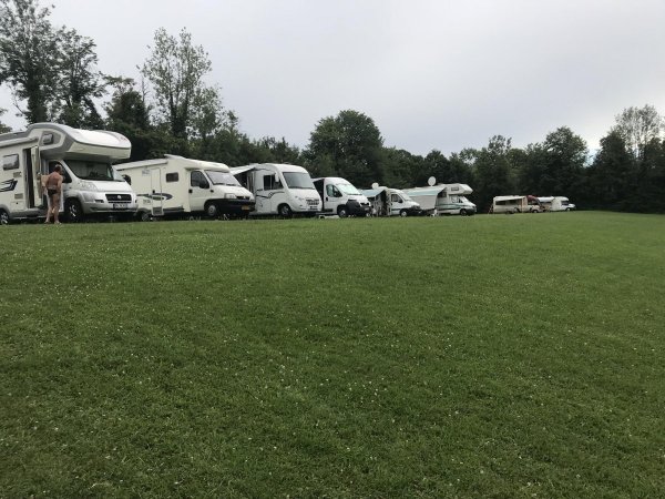 Wohnmobilstellplatz Herrsching — Photo 5