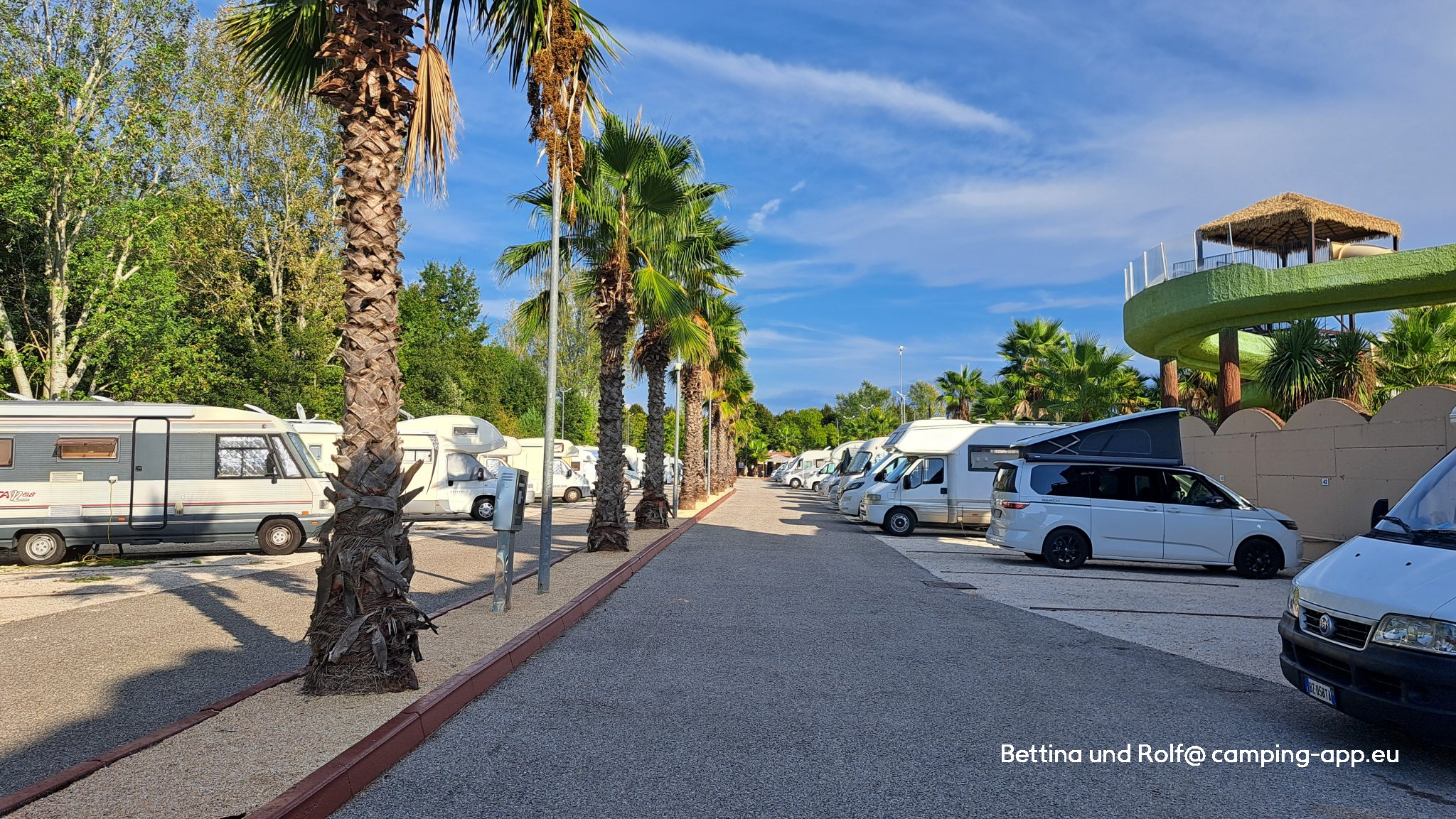 Camper Caorle — Sp. parking dla kamperów in Caorle
