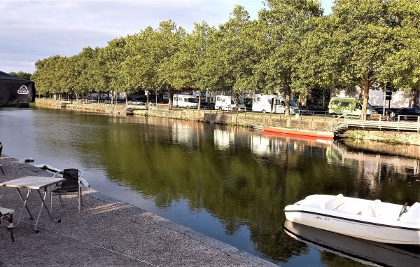 Stellplatz Épinal am Kanalhafen — Photo 2