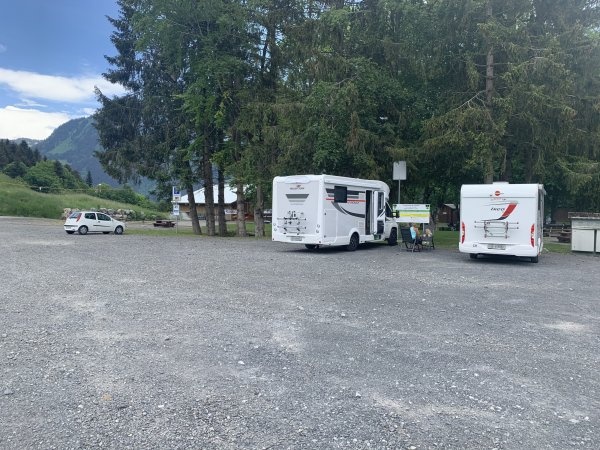Stellplatz Leysin — Karavan Sitesi in Leysin