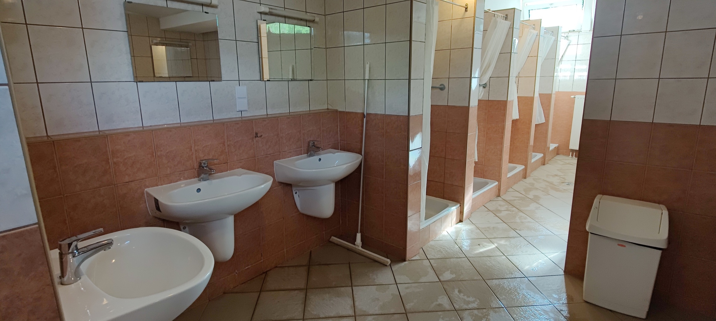 Anita Camping — 露营地 in Tiszakécske