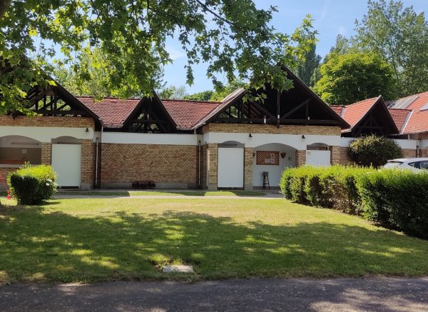 Balatontourist Camping Napfény — Photo 2