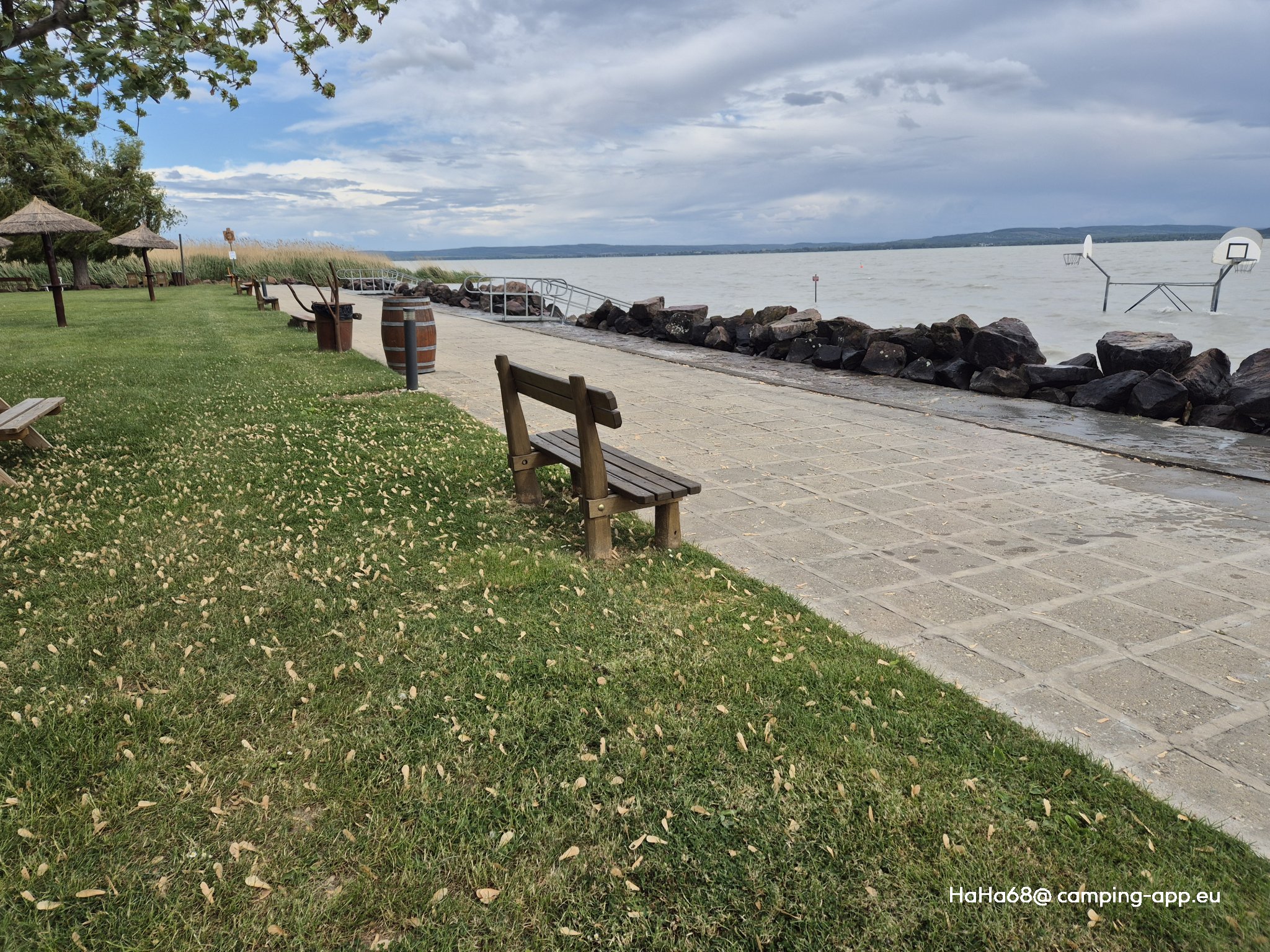 Balatontourist Camping Napfény — Foto 4