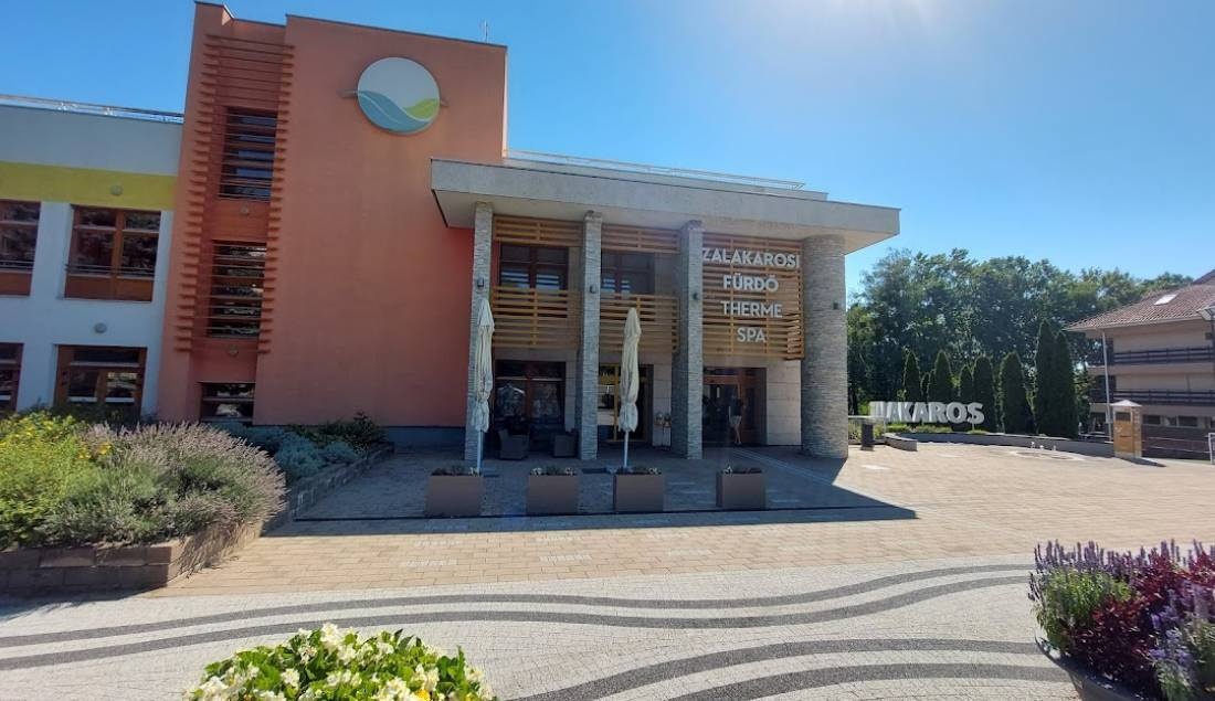 Balatontourist Camping Termál — Kemp in Zalakaros