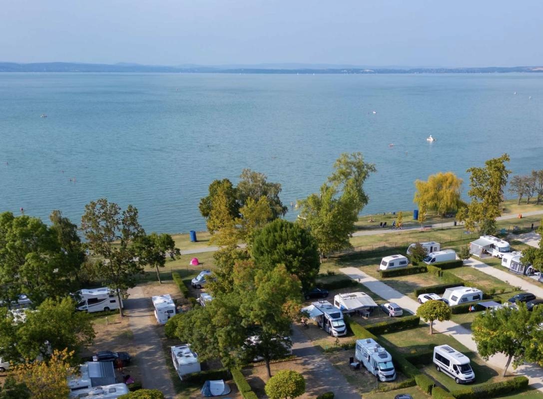 Aranypart Camping — Cámping in Siófok