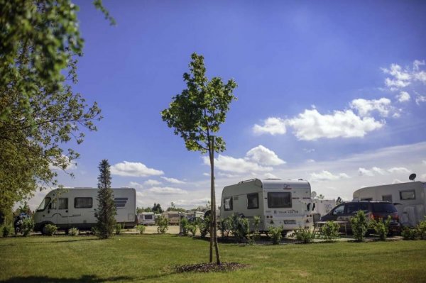 Vulkán Wellness Hotel & Camping — Photo 2