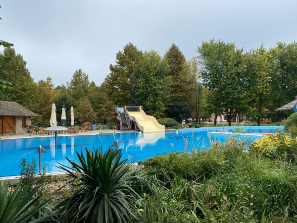 Lipót Thermal Camping — Photo 3