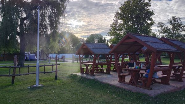 Napfény Camping — Photo 3