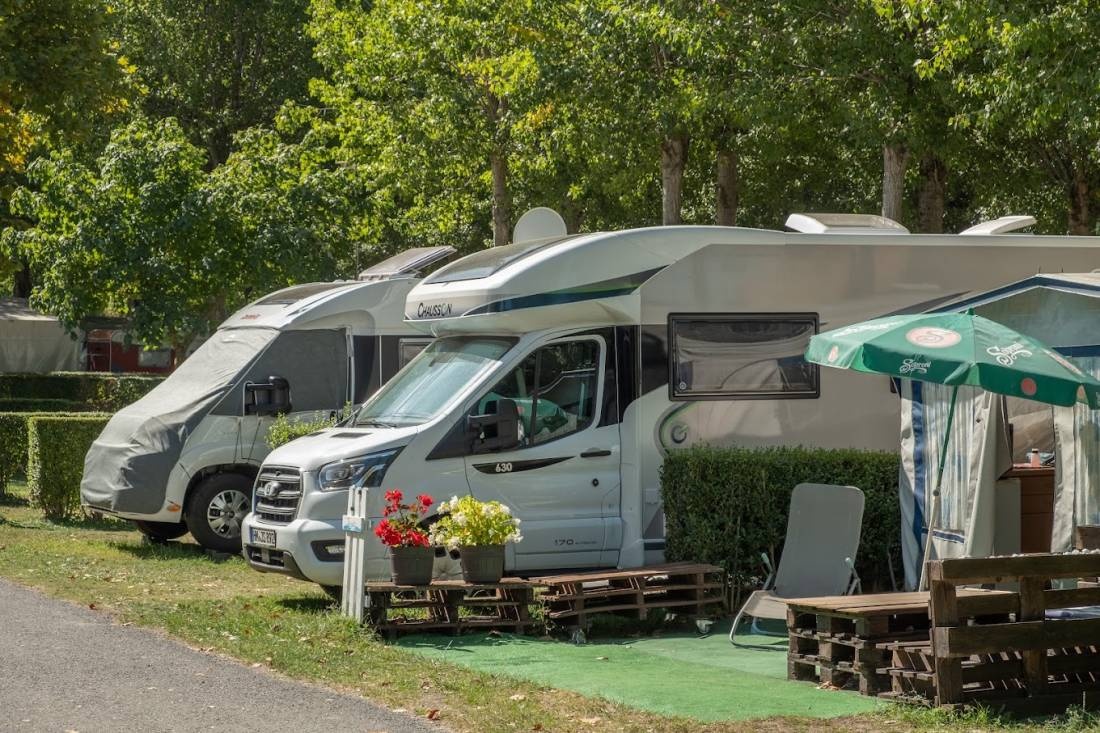 Caravan Camping — Camping in Gyenesdiás
