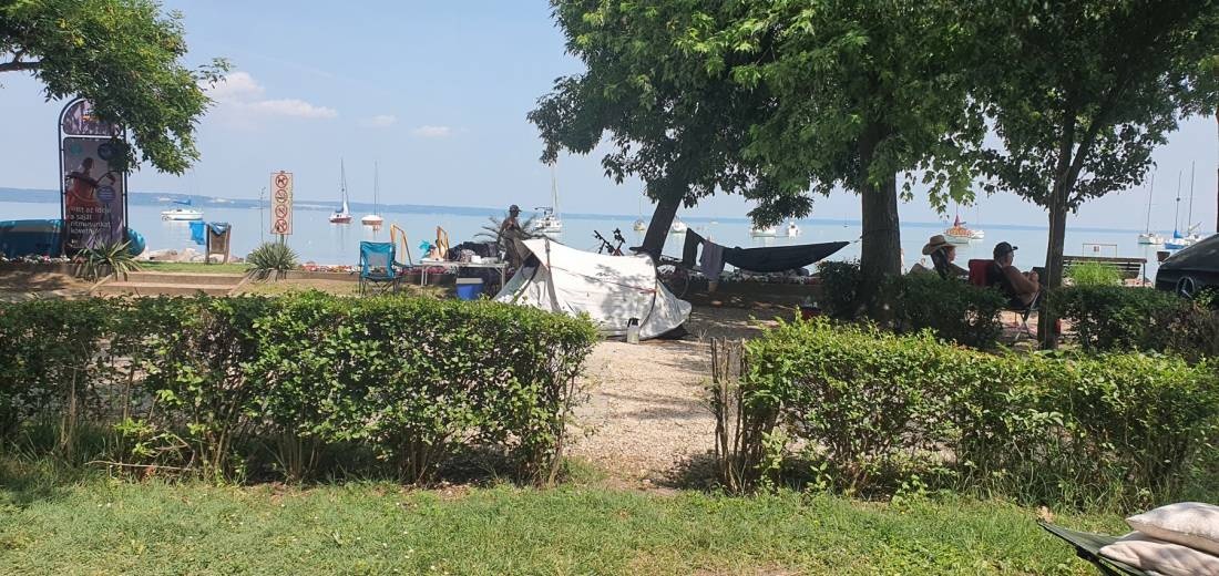Yacht Camping — Cámping in Balatonalmádi