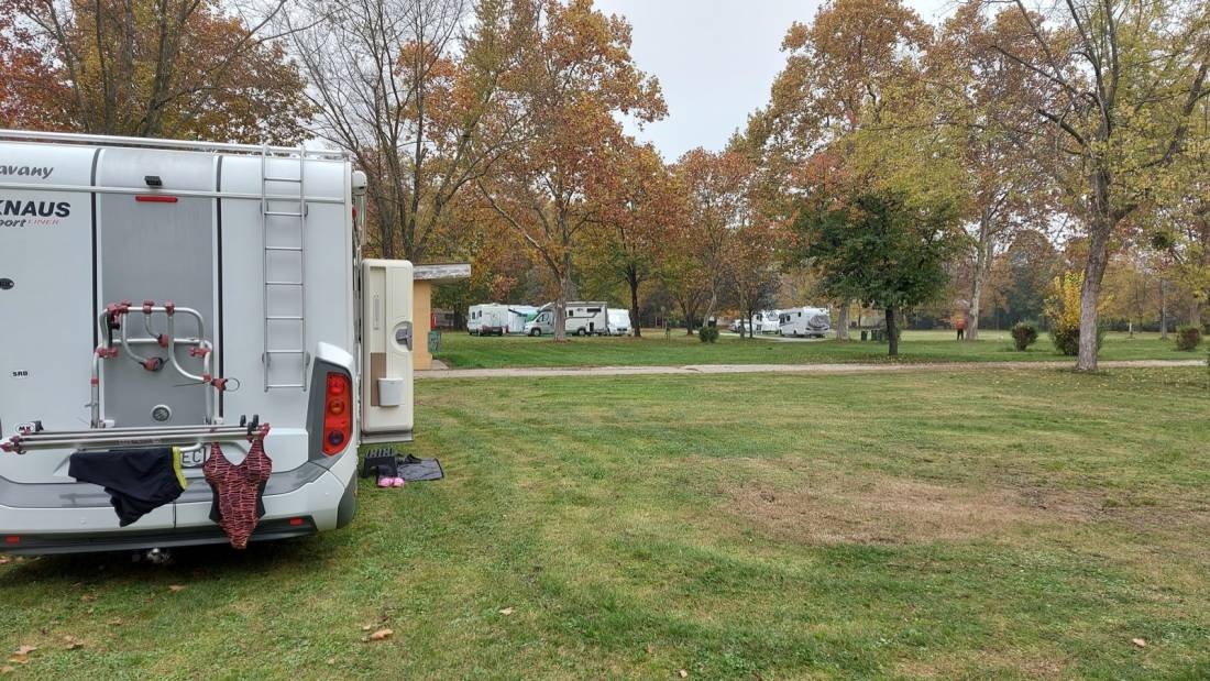 Solaris Camping — Campingplads in Komárom