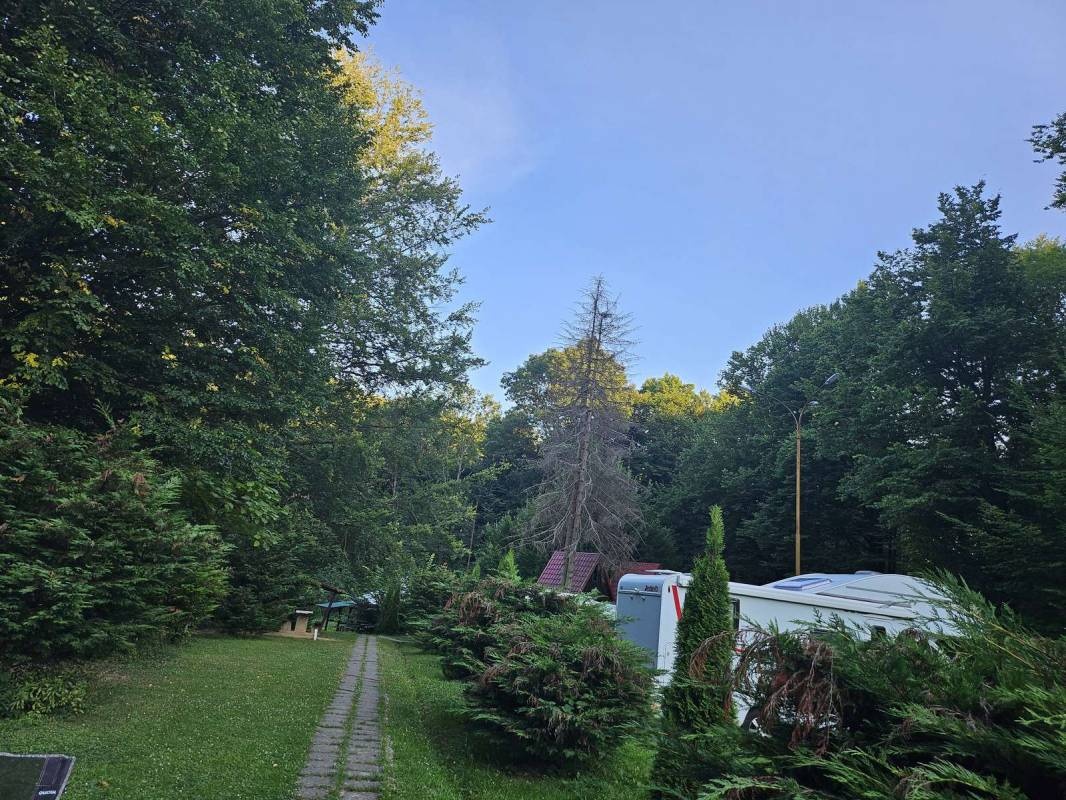 Hollóstetöi Hegyi Camping — Campingplats in Bükkszentkereszt/Hollóstetö