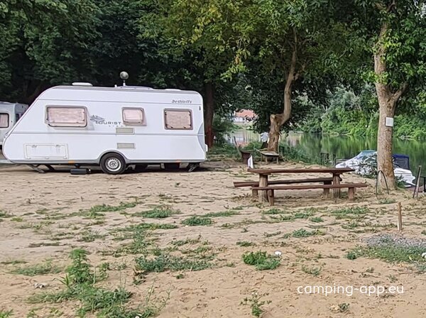 Tiszavirág Camping — Foto 3