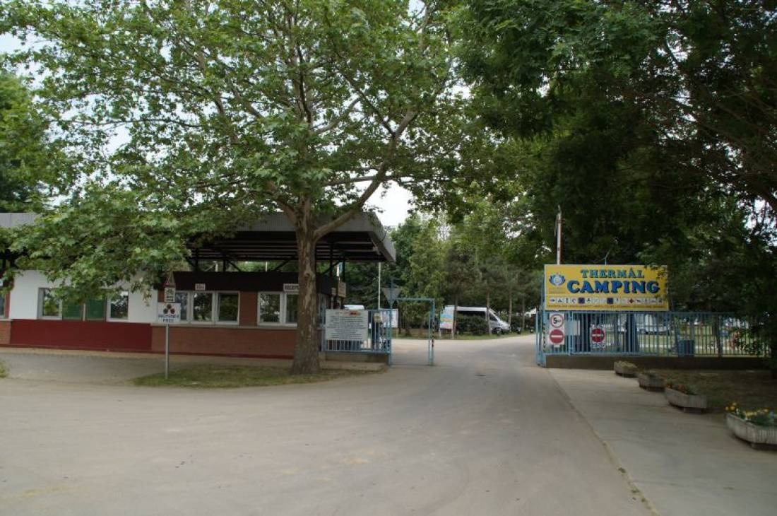 HungaroSpa Thermal Camping — Kamp yeri in Hajdúszoboszló