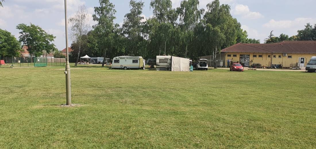 Kiskörös Spa & Kemping — Camping in Kiskörös