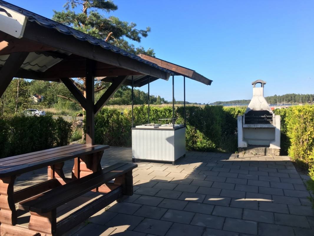 Hörvikens Marina — Camperplads in Lidköping