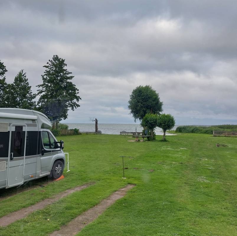 Stellplatz Grzegorz am Haff — Sp. parking dla kamperów in Wolin Zagórze