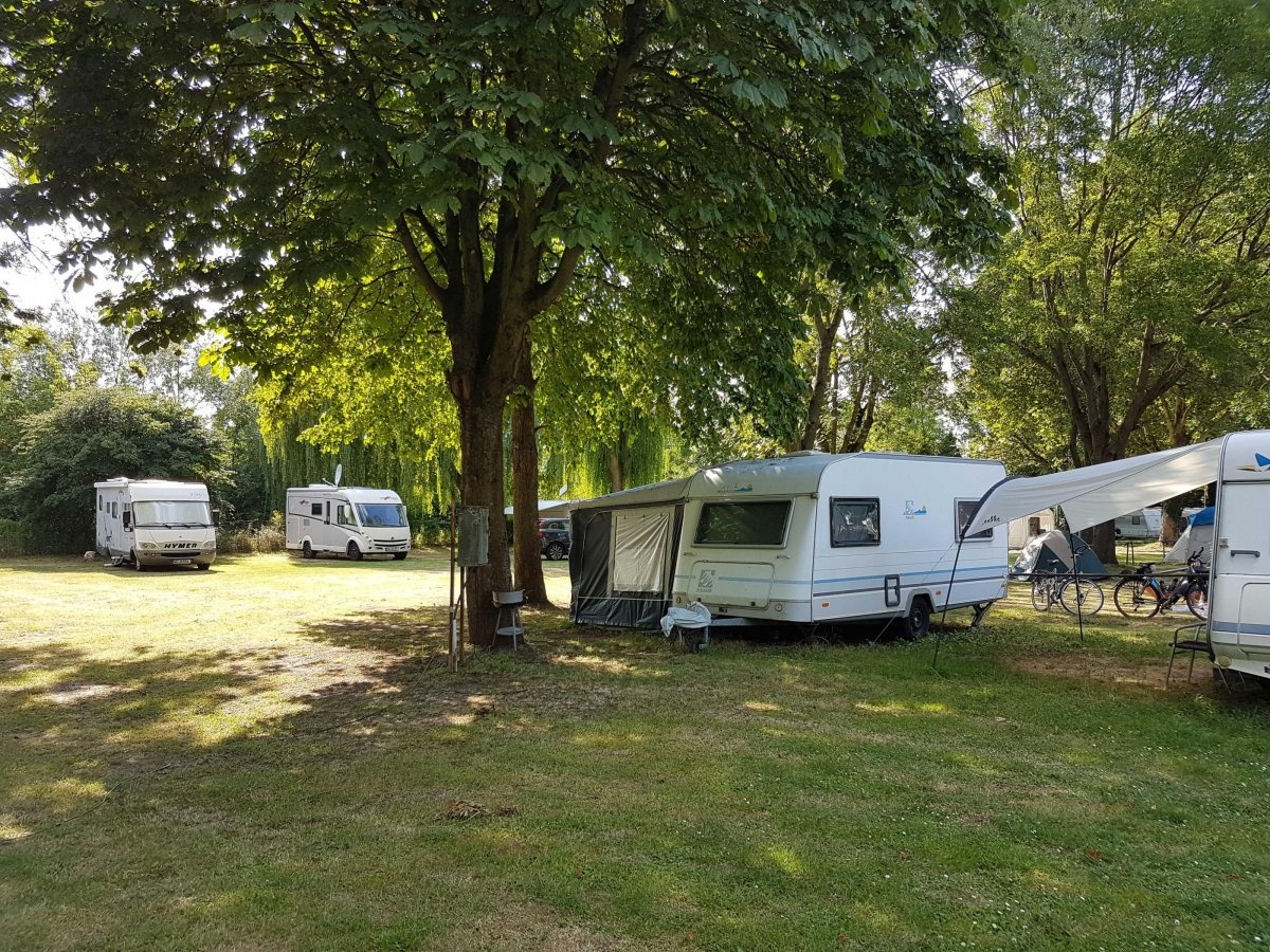 Campingplatz Offenbach-Bürgel — Campingplads in Offenbach am Main