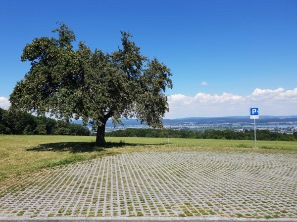 Stellplatz mit Panoramablick — Camperplaats in Salenstein