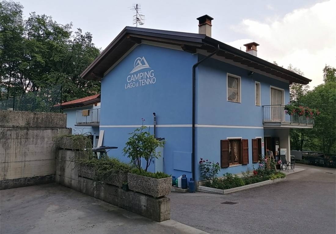 Campeggio Lago di Tenno — Campingplatz in Tenno