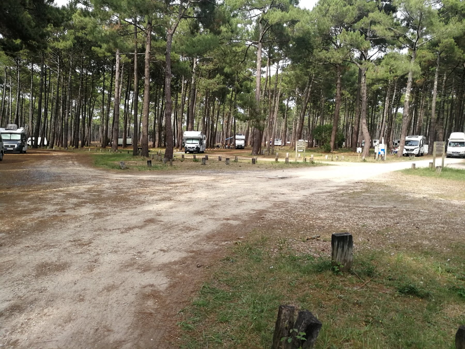 Stellplatz Aire du Vivier — Campervan Site in Biscarrosse Plage