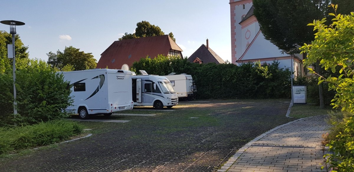 Schloss Großlaupheim — Stellplatz in Laupheim