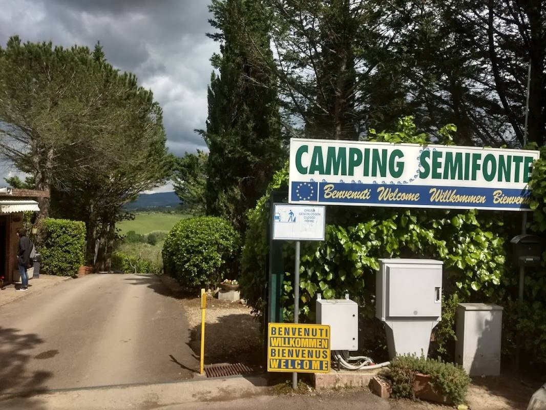 Camping Semifonte — Campingplass in Barberino val d'Elsa (FI)