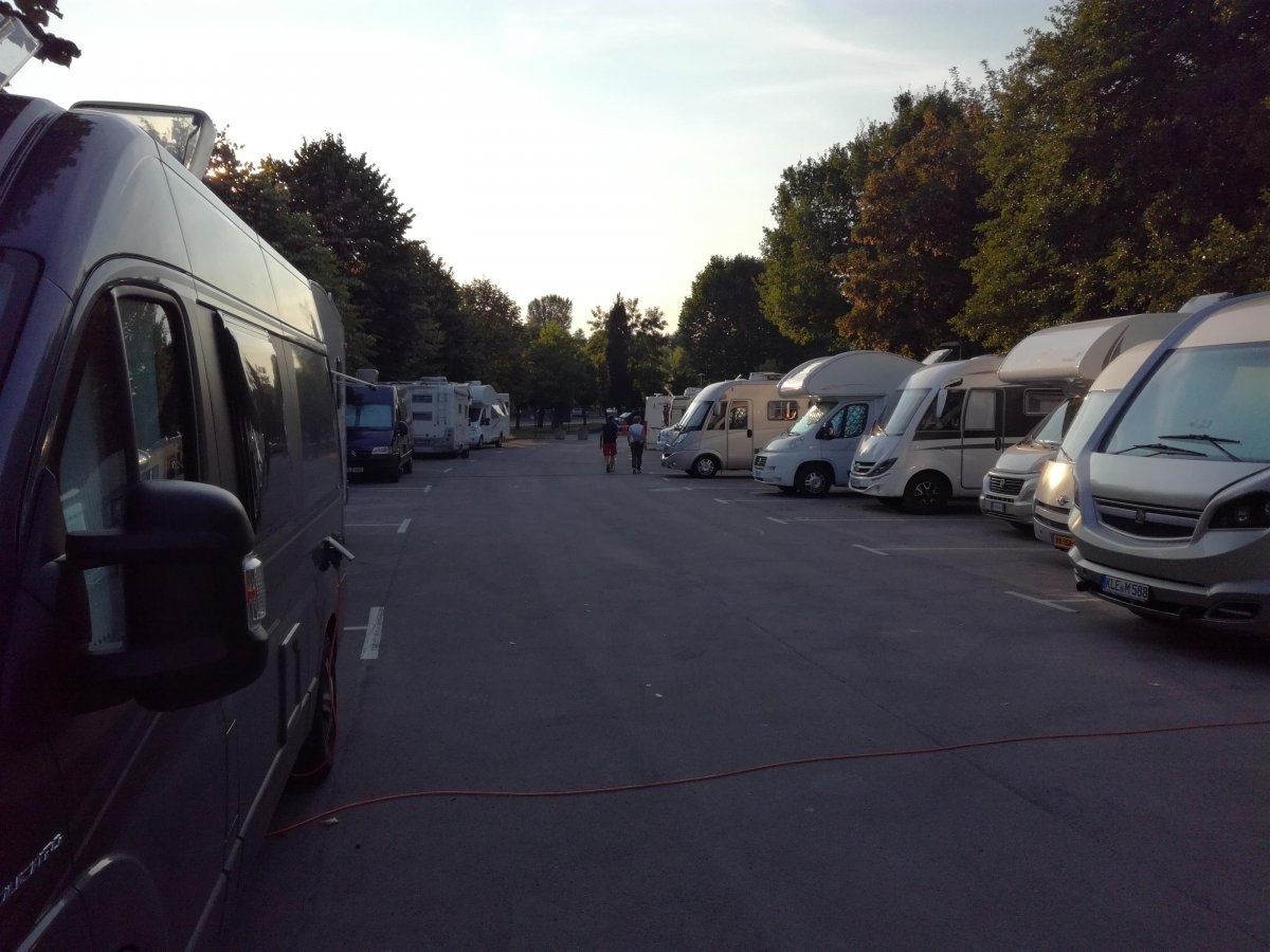 Jama Postojnska — Aire camping car in Postojna