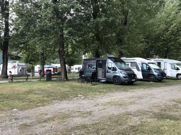 Costa Volpino / Lago d'Iseo (areacamper) — Photo 4