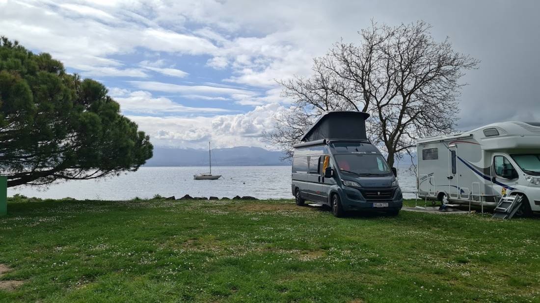 Camping Rolle — Campingplatz in Rolle