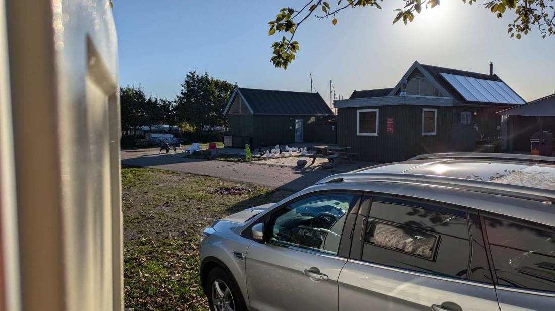 Tangloppen Camping — Kemp in Ishøj Kommune