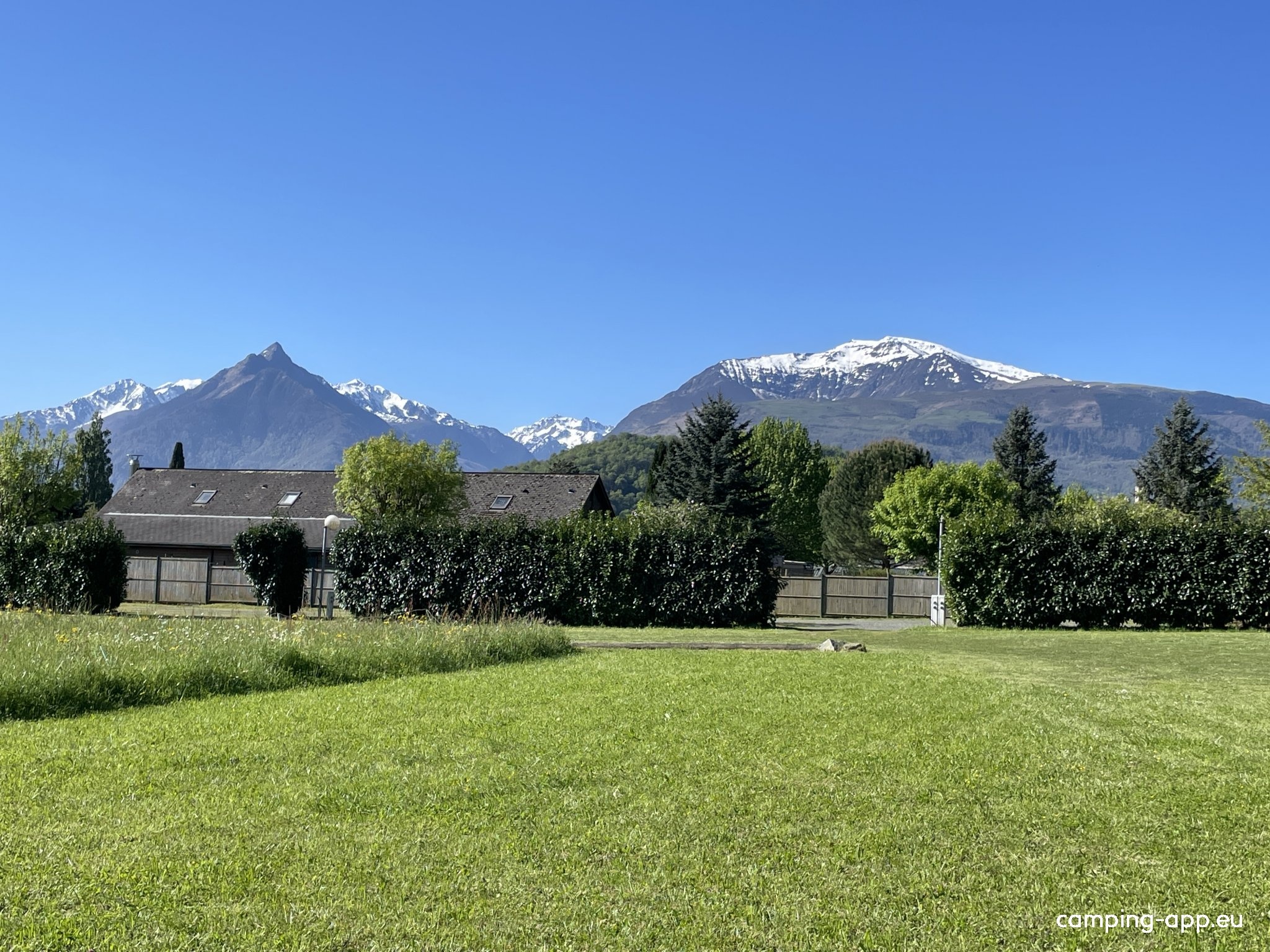 Air Camping-car Park Agos Vidalos — 露营车营地 in Agos-Vidalos