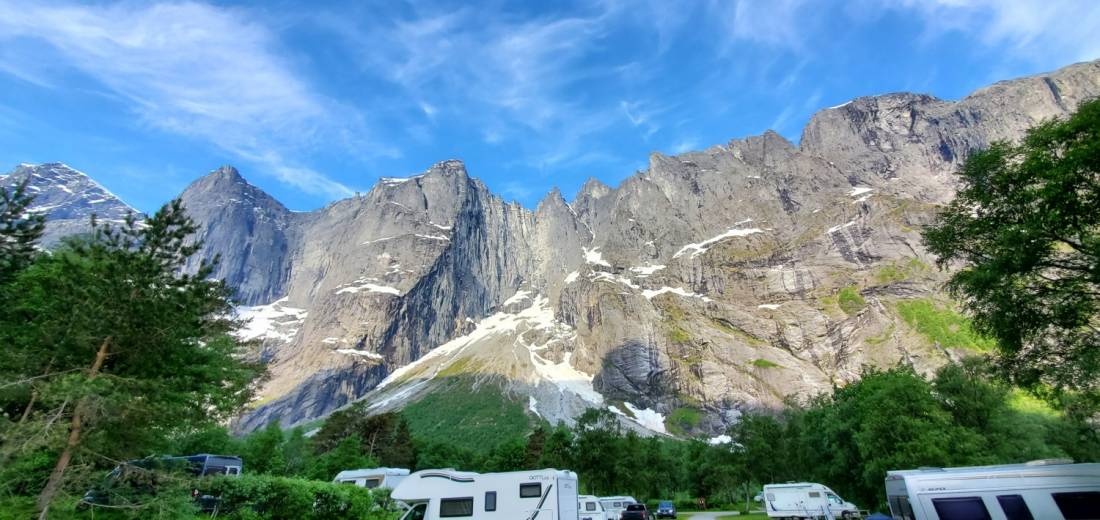 Trollveggen Camping — Campingplads in Åndalsnes