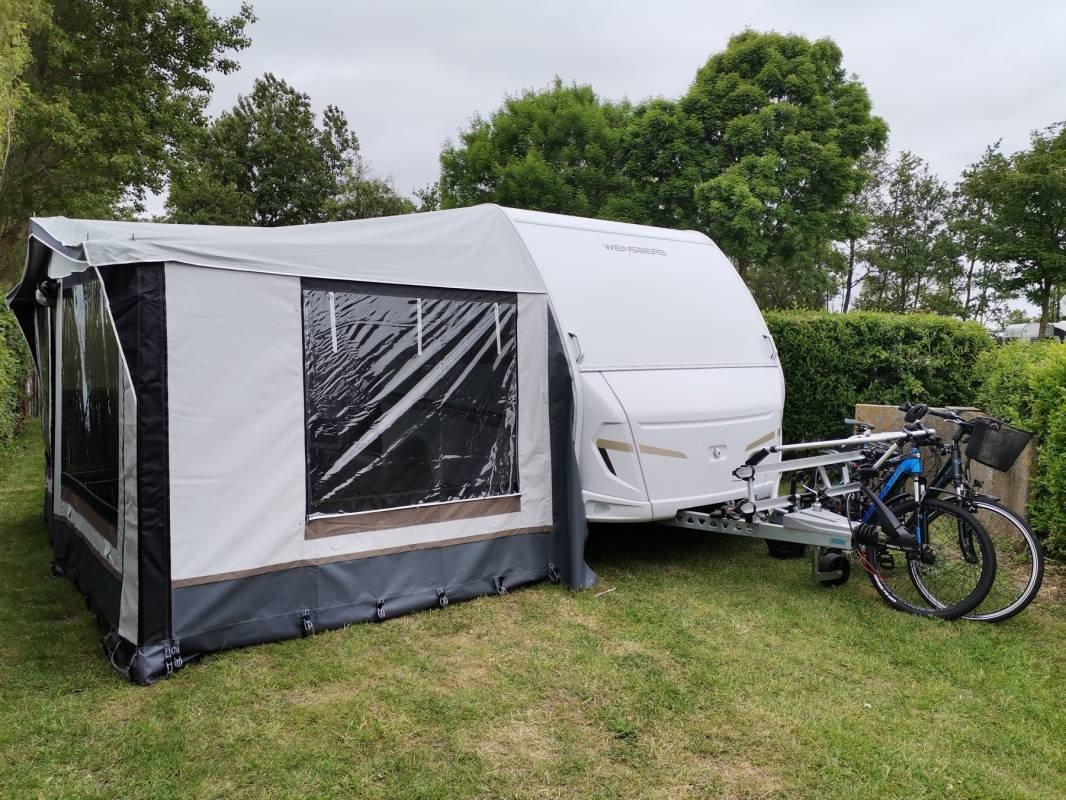 Duinhueve — Campingplatz in Den Helder