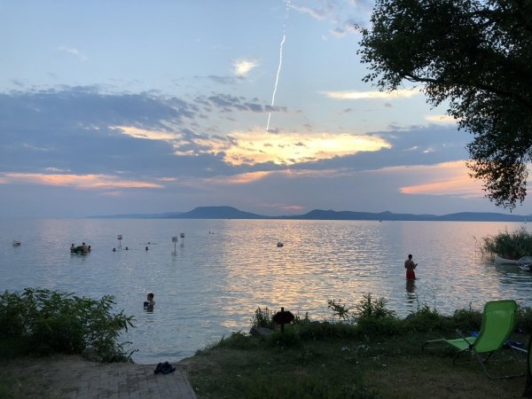 Sellö Camping — Cámping in Balatonboglar