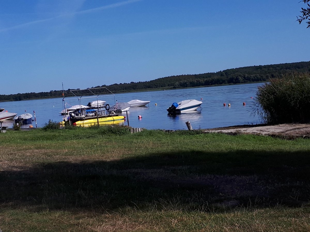 Camping Leisten — Area da campeggio in Plau am See OT Leisten