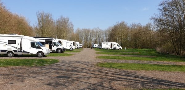 Camperpark de Zwarte Haan — Stellplatz in St. Jacobienparochie