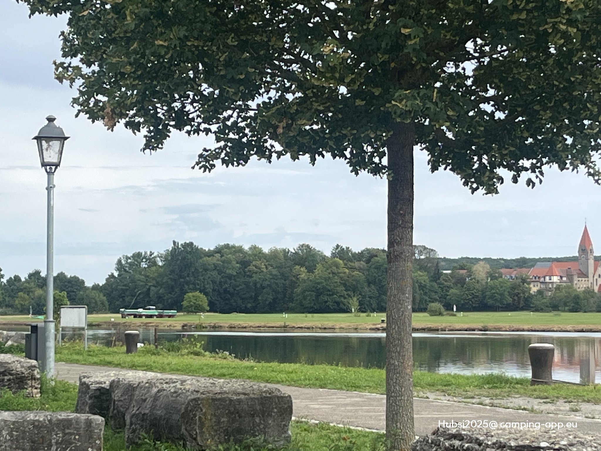 Wohnmobilstellplatz Mainlände — Zdjęcie 2