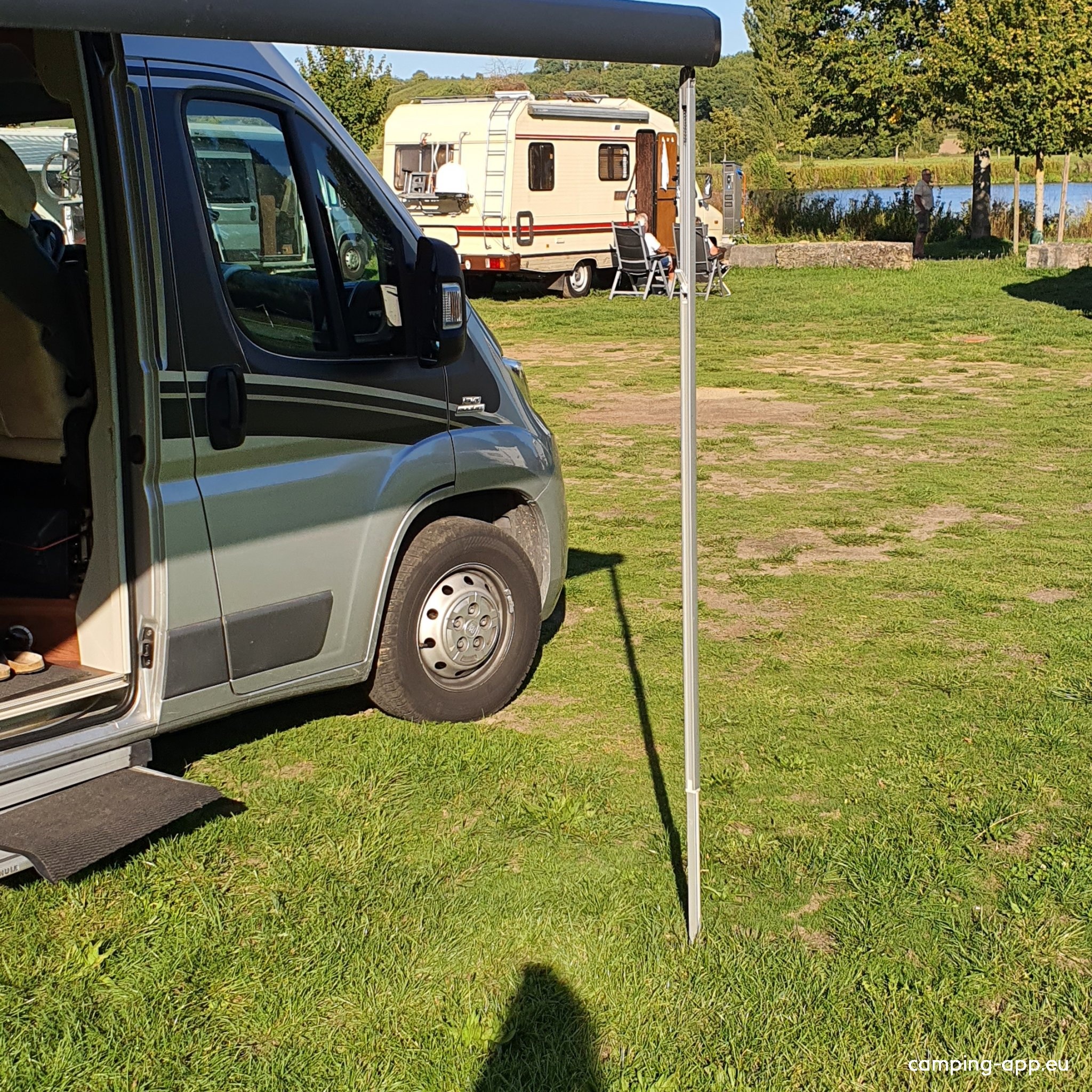 Wohnmobilstellplatz Mainlände — Sp. parking dla kamperów in Wipfeld