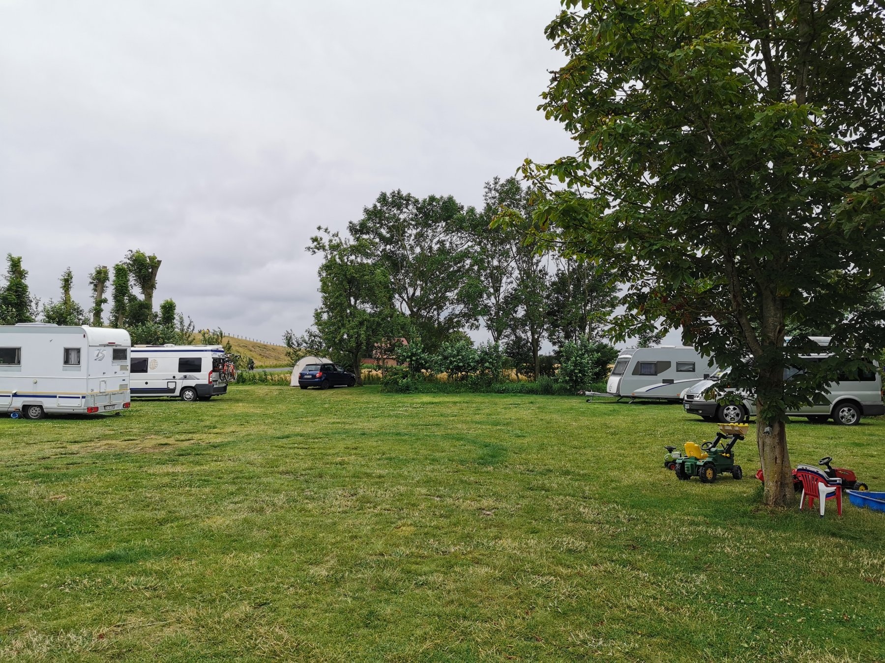 Camping-am Nordseedeich — Sítio de acampamento in Friedrichskoog