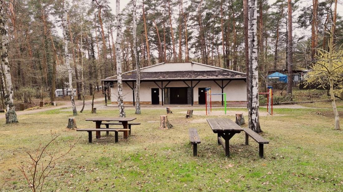 Campingplatz und Ferienhaussiedlung Königsee — Kemp in Kemberg OT Rotta