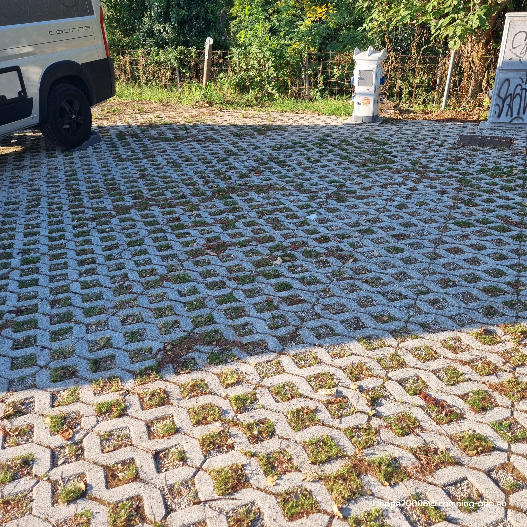 Parcheggio Camper Cormons — Foto 2