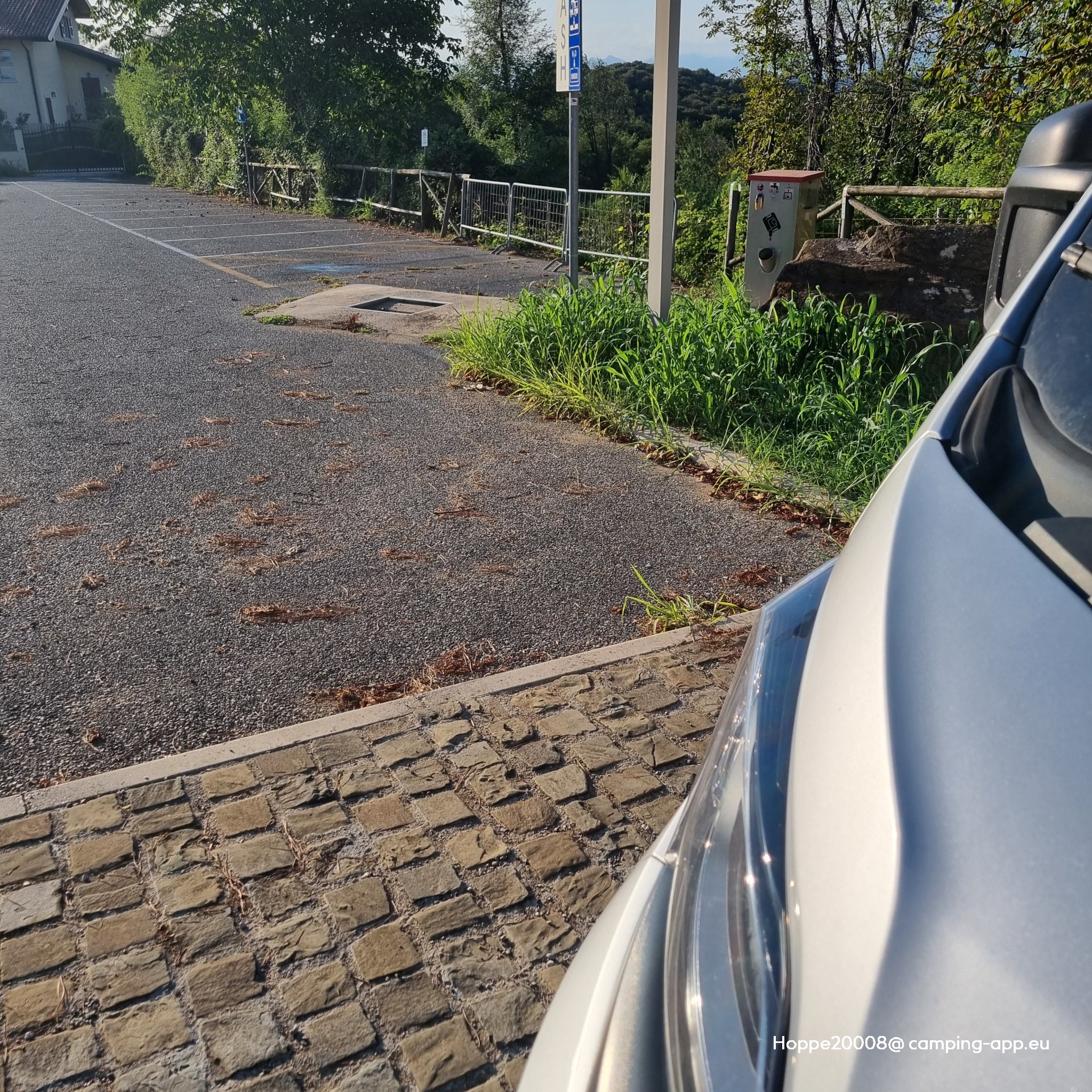 Parcheggio Camper Cormons — Foto 3