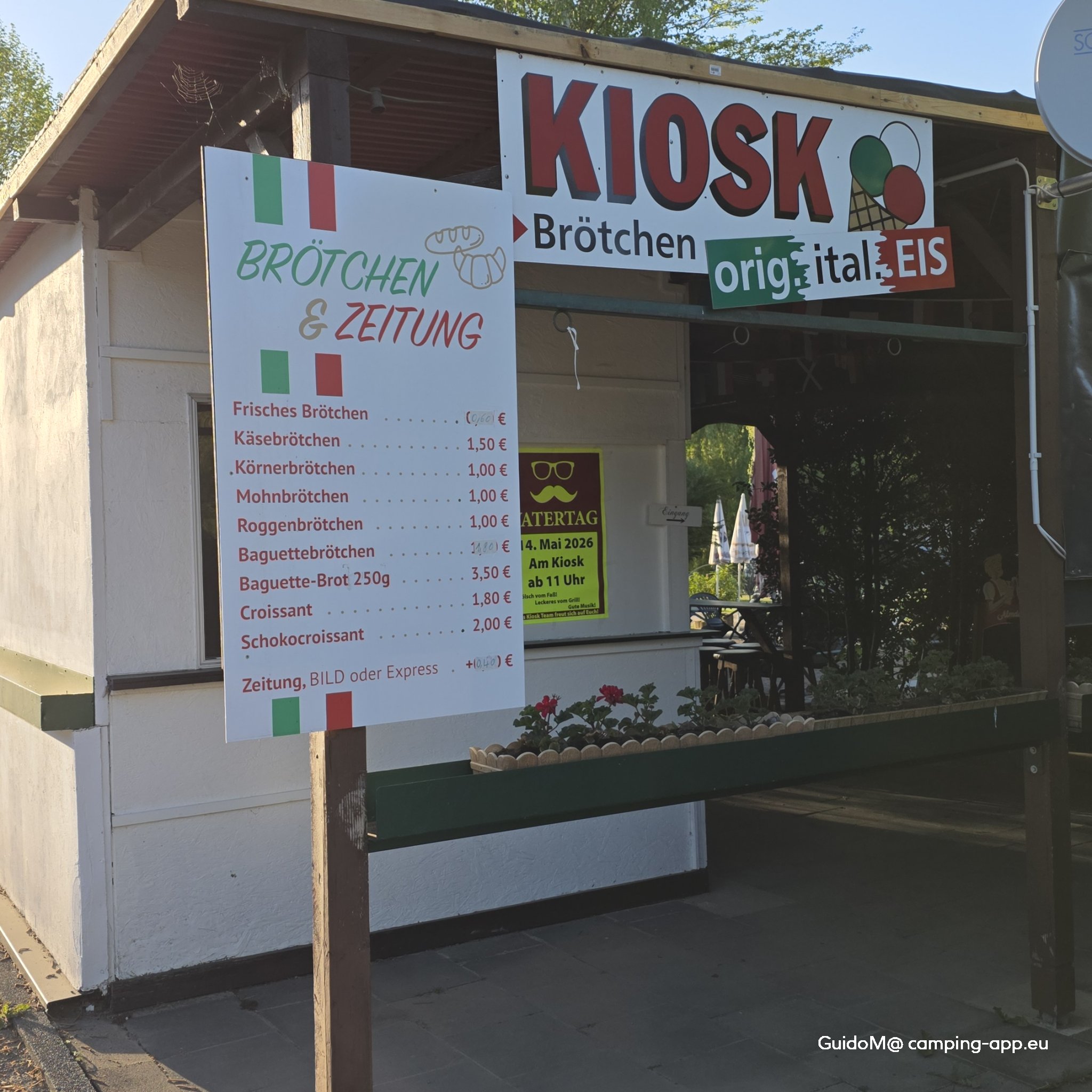 Wohnmobilhafen Goldene Meile Remagen — Foto 2