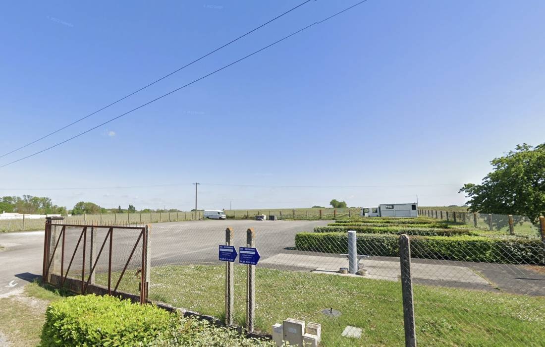 Saint-Simon — Campervan Site in Saint-Simon