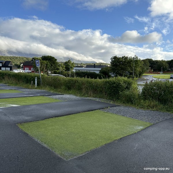 Sandnessjøen bobilparkering — Photo 5