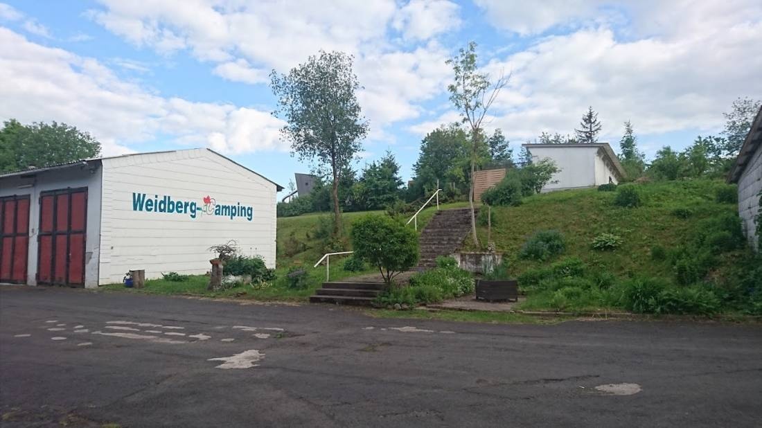 Lost Place Camping Weidberg — Camping in Kaltennordheim